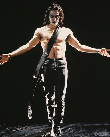 A Holló (The Crow)