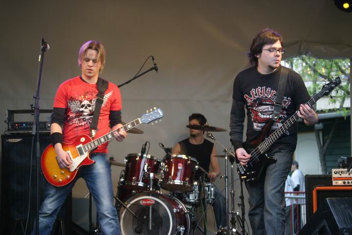 Tankcsapda - Zöld Pardon | Hangtapasz zenekar 20100414-tankcsapda-zold-pardon-07