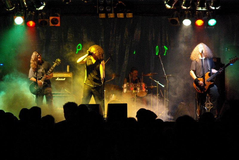 Phoenix - „Újra talpon“