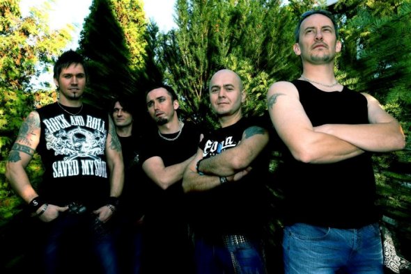 SnakeHeart- Az első 200 vendég CD-t kap ajándékba a novemberi bulin!
