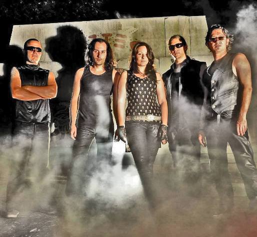 Zúzda Rock Kert – Light Night