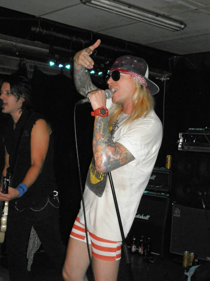 dust-n-bones4 20140729