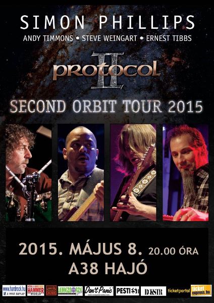 Simon Phillips - Válogatott zenekar kíséretében játszik Budapesten a TOTO egykori dobosa