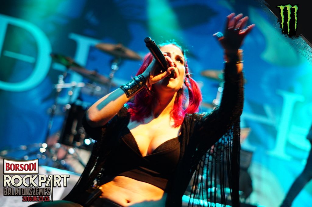 Delain1