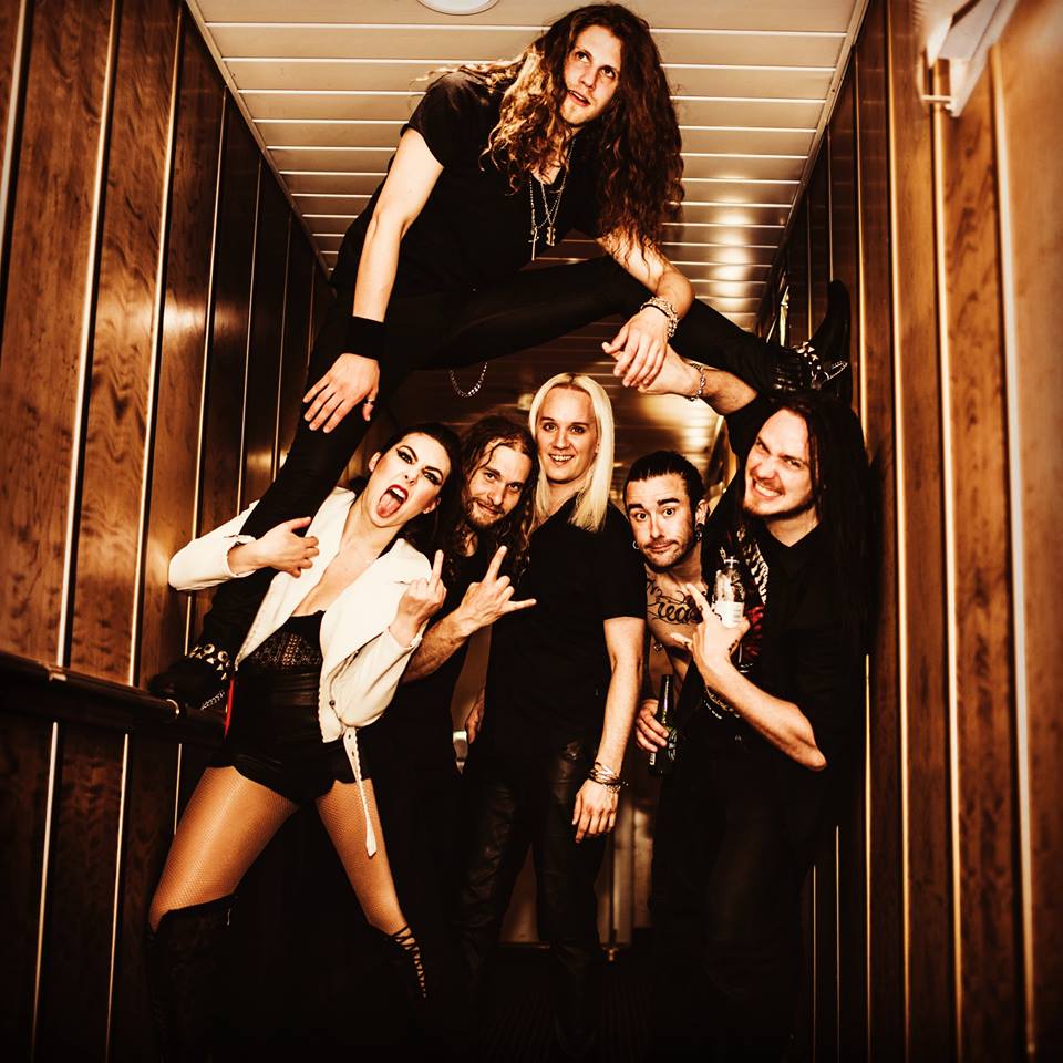 Amaranthe - Az Eluveitie társaságában október 26-án koncert a Barba Negrában