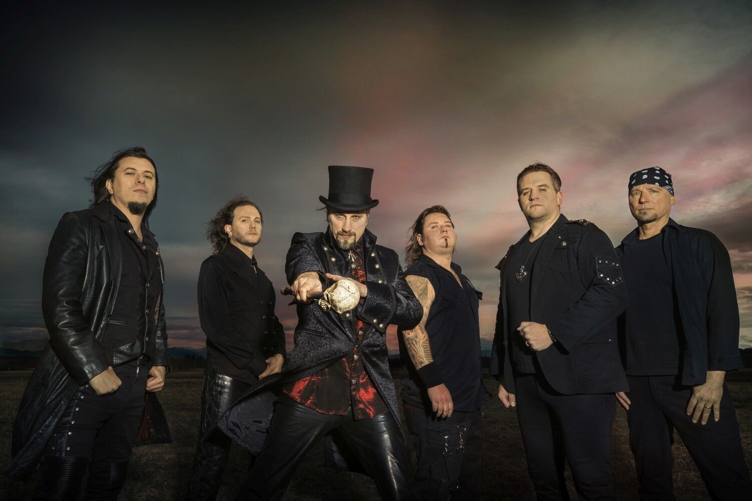 Serious Black: 3 vendéggel és új lemezzel tér vissza a power metal csapat