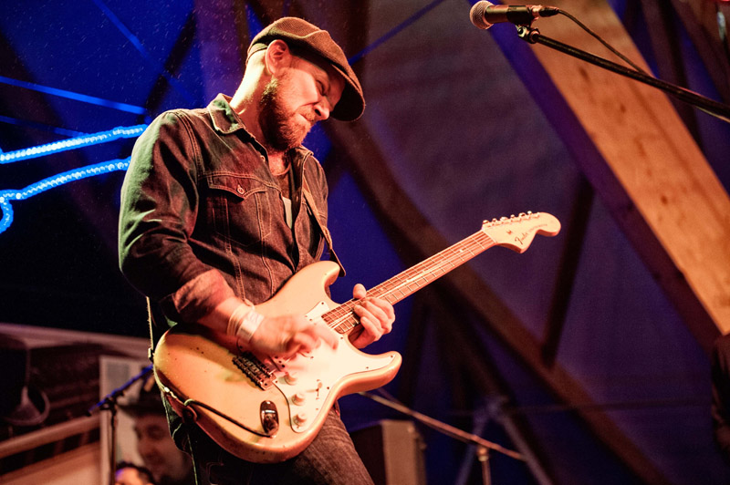 5 év – 5 koncert. Nem véletlenül! A hazai blues-rock közönség kedvence, Henrik Freischlader újra az A38 Hajó színpadán!