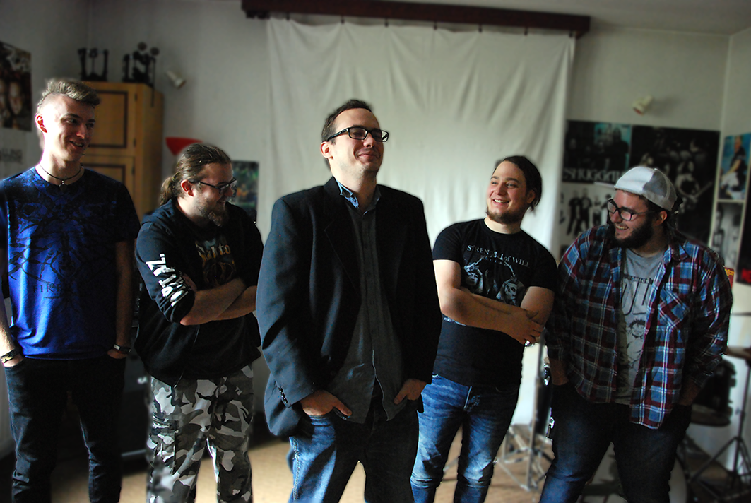 LAY - Pénteken hazai pályán rombol az őcsényi metal brigád!