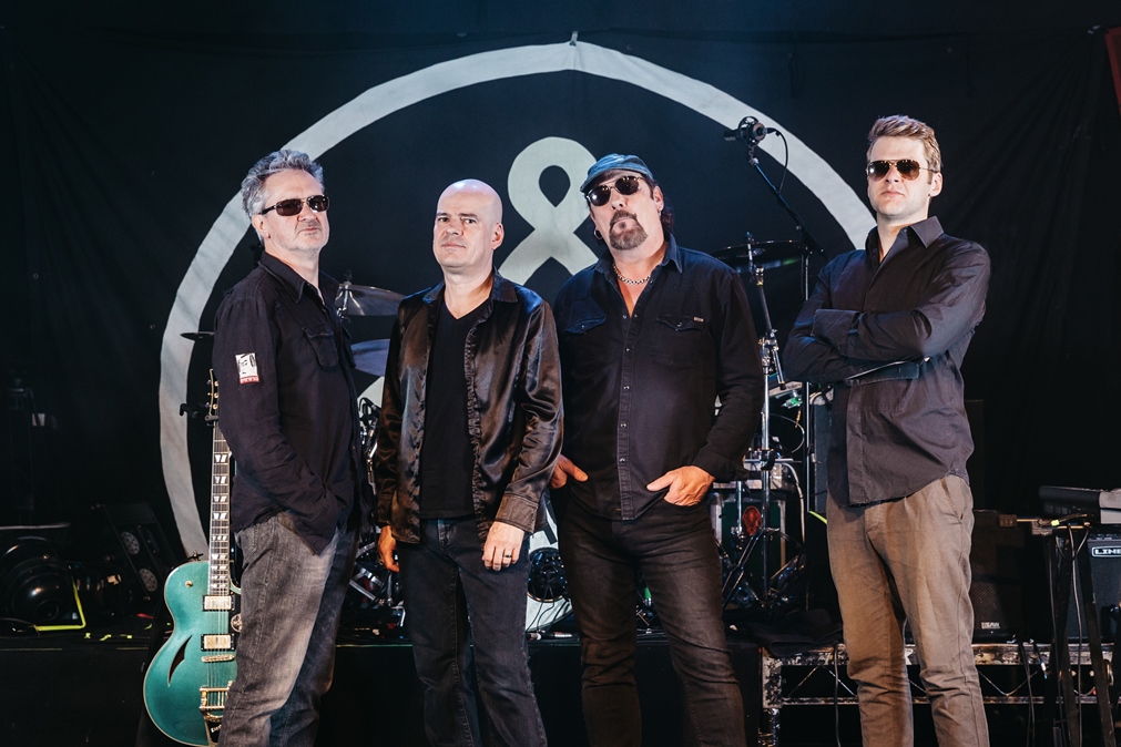 A legendás The Mission két éjszakára visszatér Magyarországra