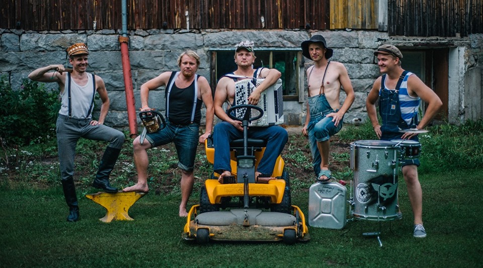 Steve ’n’ Seagulls - Jövő áprilisban újra Magyarországon zenélnek a bendzsós finnek