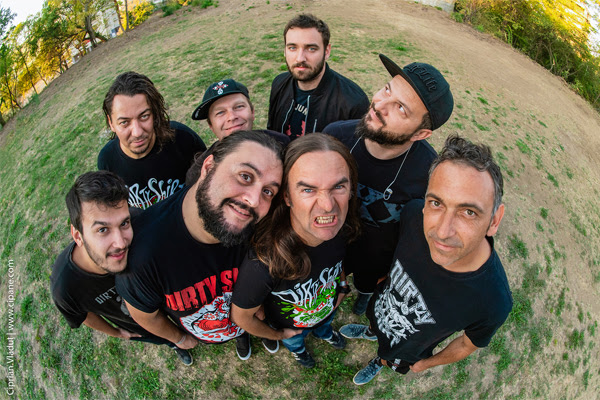 Dirty Shirt - Márciusban újra Budapesten lép fel a román hardcore/folk metal zenekar