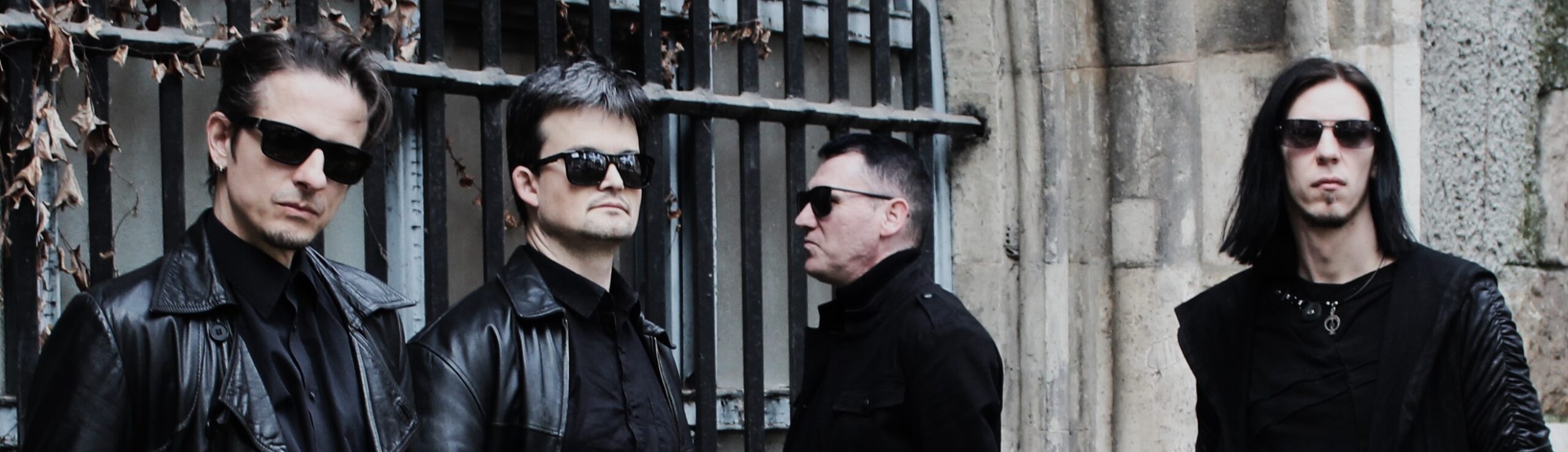Igazi gothic csemege az Utolsó Hullám zenekartól-Szombaton pedig buli az S8-ban