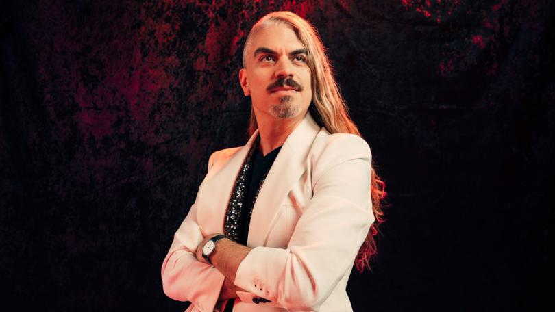 Danny Estrin-nél rákot diagnosztizáltak. Elmarad a teljes őszi Voyager turné, így a budapesti állomás is.