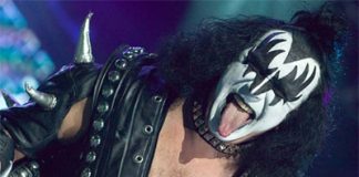 kiss-b001