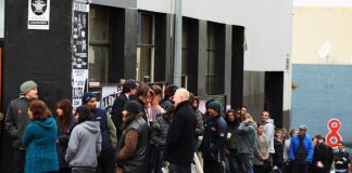 acdcfansqueueaucklandconcertticketspzqqua3t1eyl