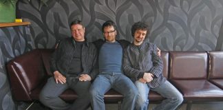 a-szigeten-bucsuzik-a-kispal