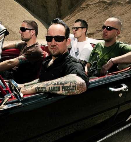 VOLBEAT – Poulsen lerobbant, turné törölve volbeat2010new