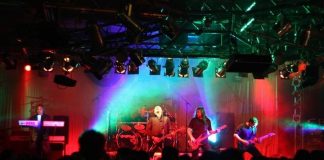 Nevergreen, Tűzmadár, KerecsenSólyom – Club 202, 2011. január 7. Nevergreen1
