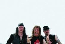 Anvil- májusban jön az új album 20110204_anvil