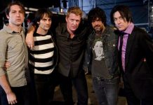 Queens Of The Stone Age: Három közép-európai helyszínt lemondtak qotsa_20110506