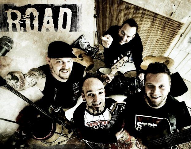 Road – Egy órán belül kapható lesz az új album! road 20130224
