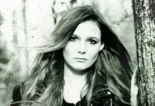 Eluveitie – Nicole Ansperger lett az új hegedűs lány eluveitie 20131222