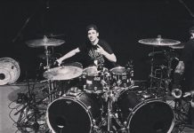 Trivium – Dobos váltás, turné közben trivium 20140508