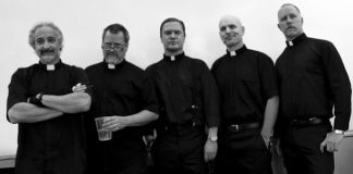 Faith No More – Novemberben jelenik meg a Motherfucker kislemez faith.no.more 20140911