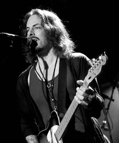 Richie Kotzen – 17 éves lányával írt egy balladát a kiváló muzsikus richie-kotzen 20141024