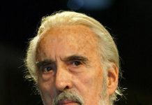 Meghalt Christopher Lee. Sir Christopher Lee copy