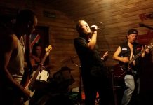 Dobost keres a Sexnuggets zenekar sexnuggets 20161016