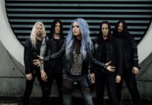 Arch Enemy – Klippremier – The World Is Yours
