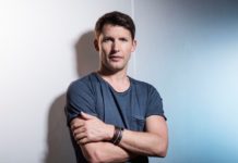 James Blunt 4 évvel ezelőtti, óriási sikerű koncertje után visszatér Budapestre új, The Afterlove elnevezésű turnéjával 2018. május 8-án a Budapest Arénában lép színpadra