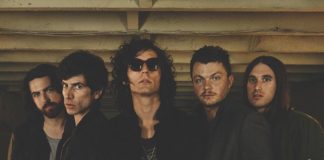 A The Strokes gitárosának bandája játszik a Queens Of The Stone Age előtt