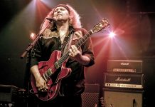 Julian Sas – A szárnyaló blues-rocker Budapesten koncertezik