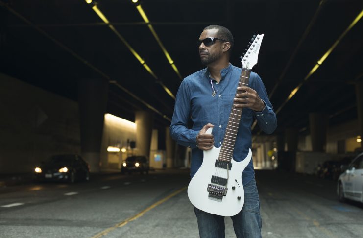 Tony MacAlpine – Új lemezt ígér tavaszi turnéjára a virtuóz gitáros