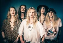 Shiraz Lane – Klippremier – Broken Into Pieces