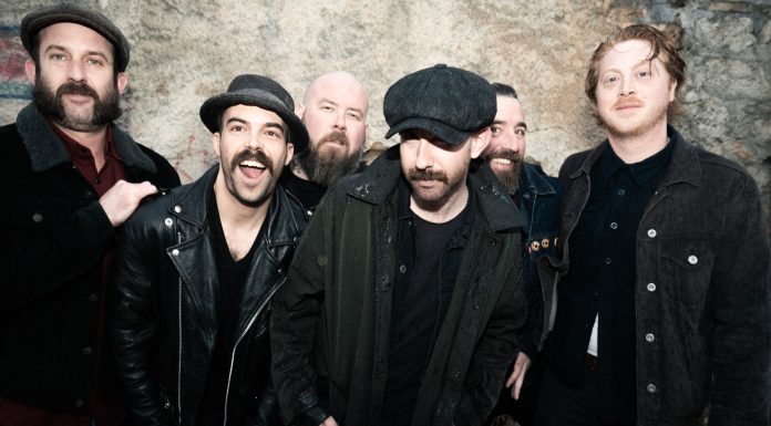 Új albumával érkezik a The Rumjacks